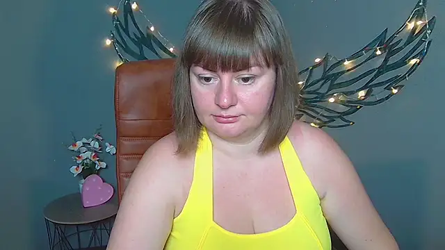Snapshot of ZannaDreil chatting on 07-13-26, 06:44 ZannaDreil online show from 07-13-26, 06:44