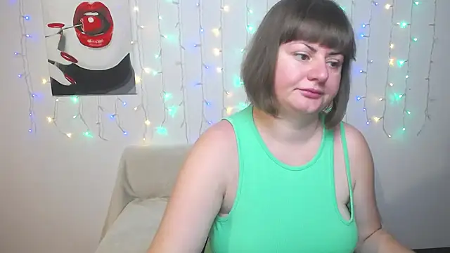 Snapshot of ZannaDreil chatting on 07-21-26, 06:32 ZannaDreil online show from 07-21-26, 06:32
