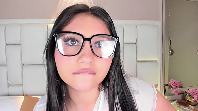 AvyMilton online show from 01-10-26, 11:34