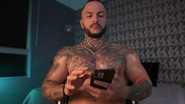 Snapshot of mariano_costa chatting on 01-04-25, 04:33 mariano costa online show from 01-04-25, 04:33