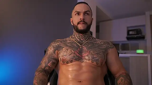 Snapshot of mariano_costa chatting on 01-28-25, 01:50 mariano costa online show from 01-28-25, 01:50