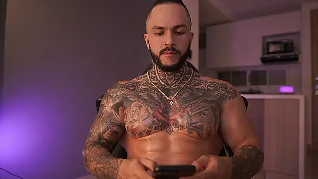 Snapshot of mariano_costa chatting on 03-19-25, 11:36 mariano costa online show from 03-19-25, 11:36