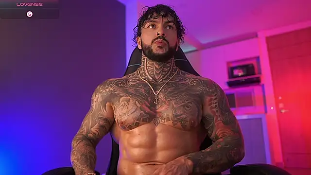 Snapshot of mariano_costa chatting on 10-26-25, 04:40 mariano costa online show from 10-26-25, 04:40