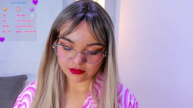 EmilyRouss  online show from 03-05-25, 10:10