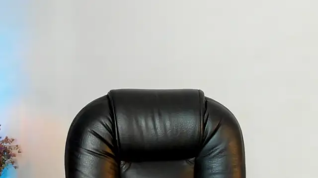 melody suarez online show from 01-02-25, 08:57