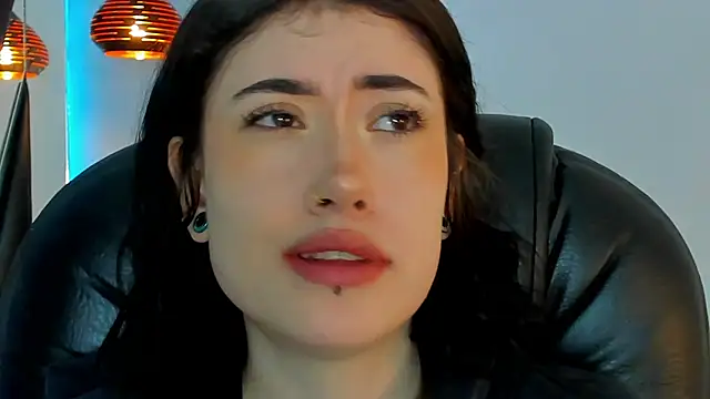 melody suarez online show from 01-12-25, 07:53