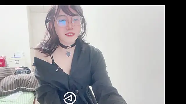 Snapshot of yahanr chatting on 12-04-25, 11:08 yahanr online show from 12-04-25, 11:08