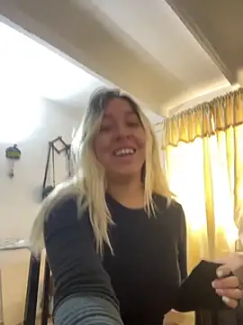 Snapshot of Dahlia__espresso chatting on 09-08-25, 07:35 Dahlia espresso online show from 09-08-25, 07:35