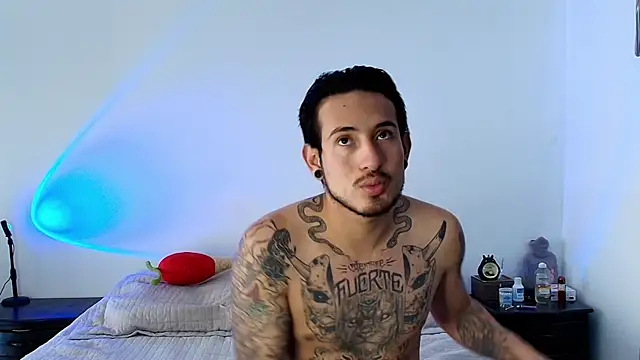 anika lowen02 online show from 01-17-25, 03:32