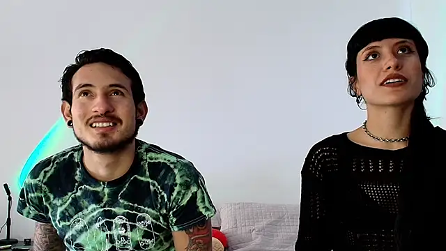 anika lowen02 online show from 01-23-25, 04:37