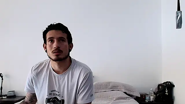 anika lowen02 online show from 01-24-25, 03:13