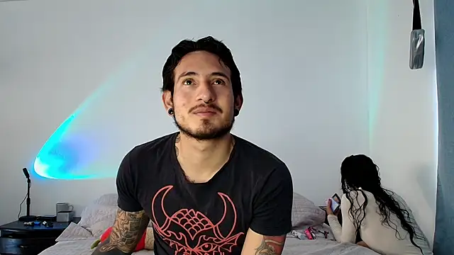 anika lowen02 online show from 01-27-25, 03:18