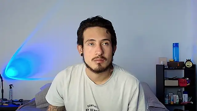 anika lowen02 online show from 02-11-25, 03:29