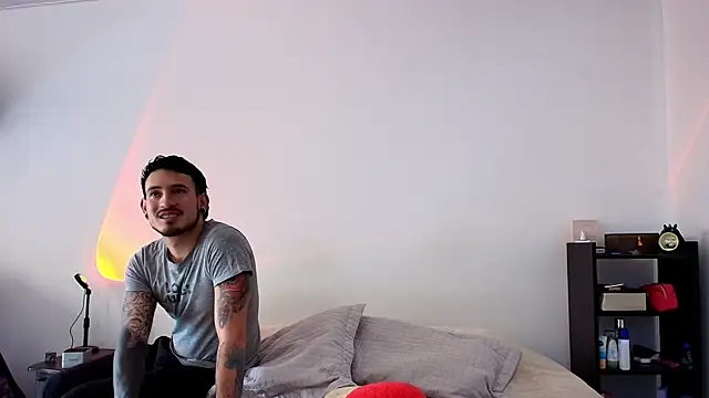 anika lowen02 online show from 02-27-25, 03:37