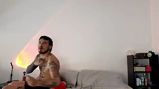 anika lowen02 online show from 03-04-25, 03:48