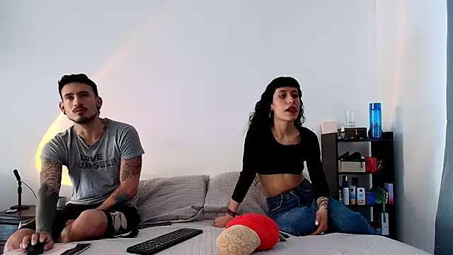 anika lowen02 online show from 03-14-25, 05:02