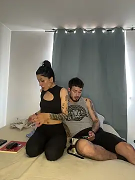 anika lowen02 online show from 10-24-25, 05:42