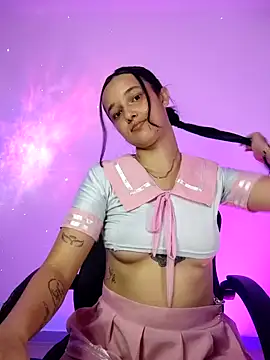 Snapshot of _Denis_sweet chatting on 12-18-25, 12:49 Denis sweet online show from 12-18-25, 12:49