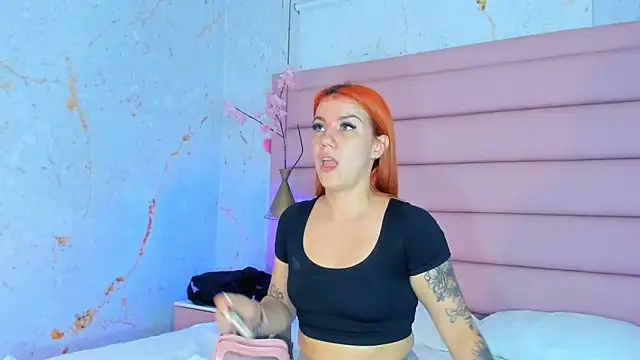 MelaniieRoux online show from 05-17-26, 03:04