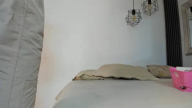 miranda villa online show from 03-10-26, 11:59