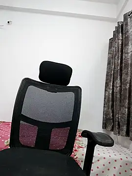 sanaya baby online show from 03-23-26, 05:39