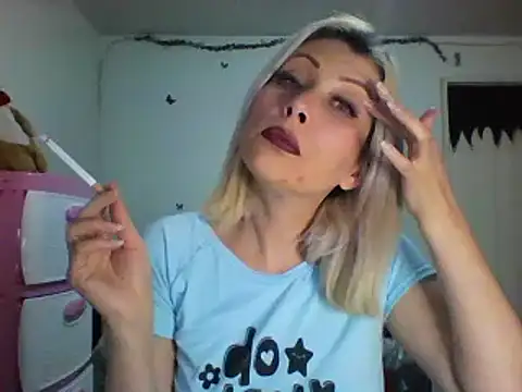 alixia81 online show from 12-19-24, 10:32