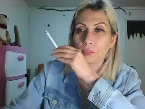 alixia81 online show from 12-24-24, 01:38