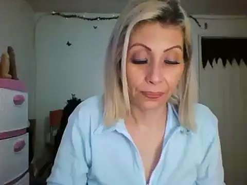 alixia81 online show from 12-28-24, 12:35