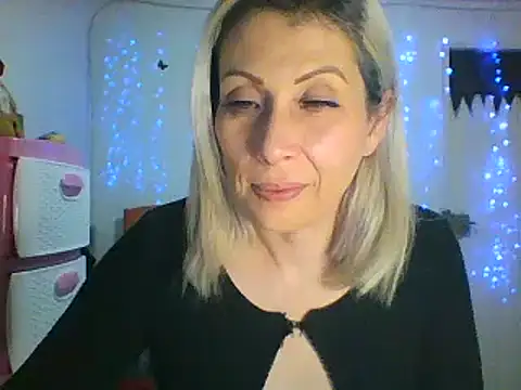 alixia81 online show from 02-18-25, 11:41