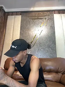 AaronCruz  online show from 03-18-25, 07:10