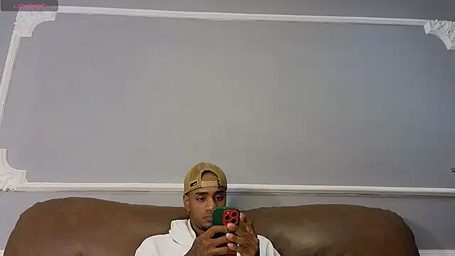 AaronCruz  online show from 09-16-25, 01:01