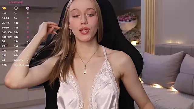 PollyAgata online show from 11-25-25, 07:14