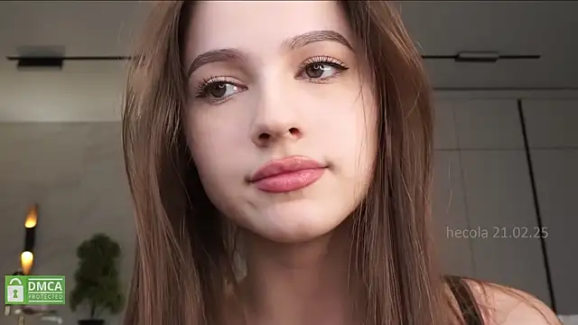 Snapshot of hecola chatting on 02-21-25, 02:16 hecola online show from 02-21-25, 02:16