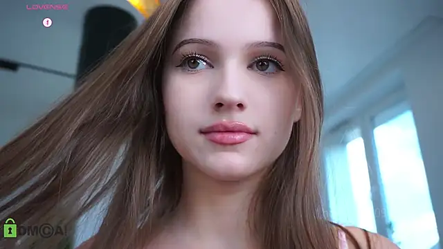 Snapshot of hecola chatting on 09-27-25, 10:42 hecola online show from 09-27-25, 10:42