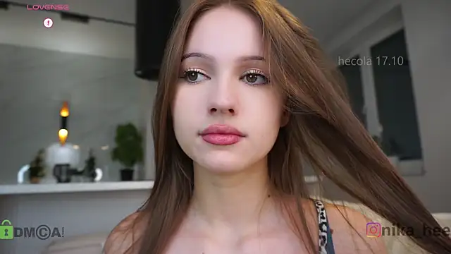 Snapshot of hecola chatting on 10-17-25, 02:19 hecola online show from 10-17-25, 02:19