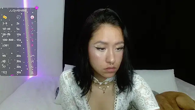 Anne Nicholson online show from 12-27-24, 03:31