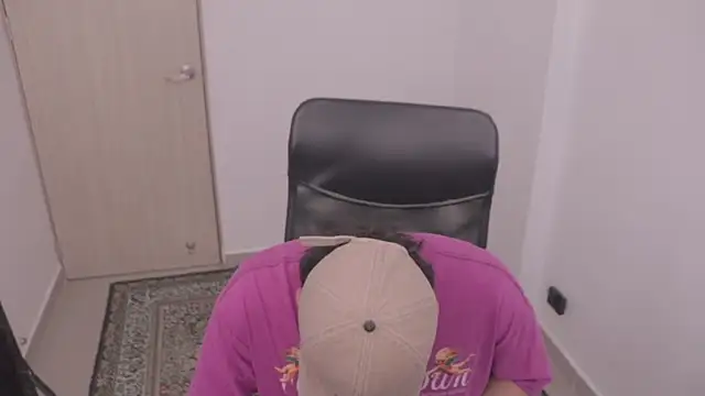 Tony Hoffa online show from 10-02-25, 04:58