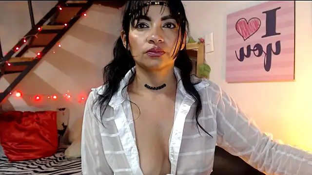 luna sky83 online show from 01-28-25, 11:17