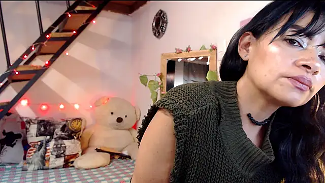 luna sky83 online show from 02-11-25, 10:37