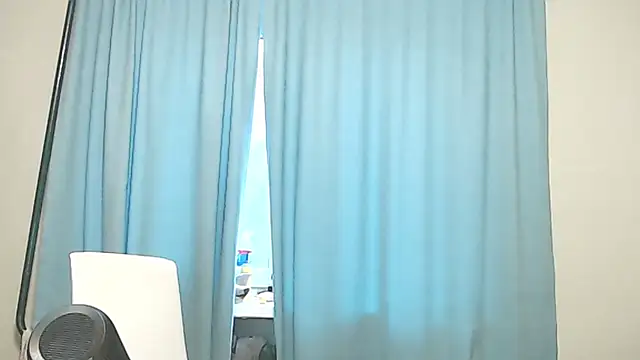 Snapshot of Simbo_cool chatting on 05-15-26, 11:12 Simbo cool online show from 05-15-26, 11:12