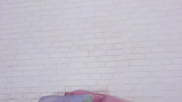 Tiffany mendez online show from 02-12-25, 12:12