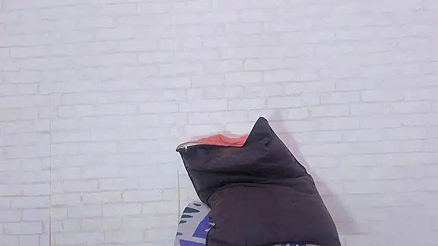 Tiffany mendez online show from 03-01-25, 12:12