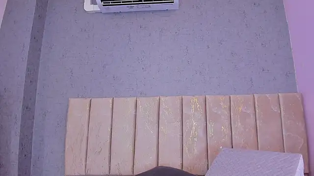 Tiffany mendez online show from 05-22-26, 12:11