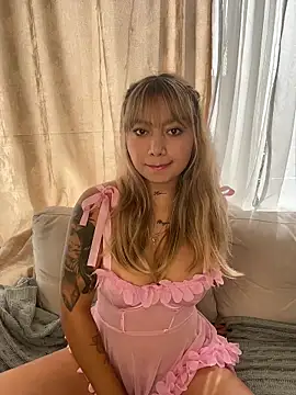 amanda-medrano1 online show from 02-18-26, 02:13