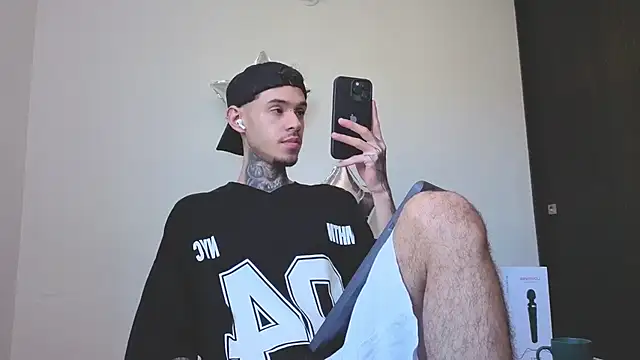 Saturno v online show from 09-20-25, 10:05