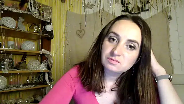 Snapshot of AskMeStandUp chatting on 03-06-26, 11:01 AskMeStandUp online show from 03-06-26, 11:01