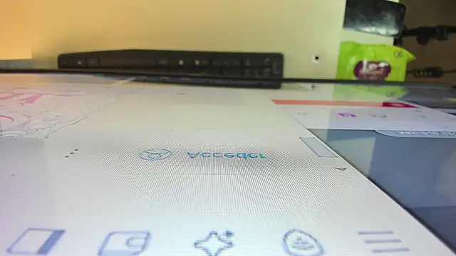 escarleth   online show from 03-15-25, 12:34