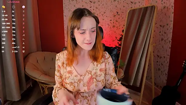 Snapshot of Dearly_kitty chatting on 01-15-25, 01:52 Dearly kitty online show from 01-15-25, 01:52