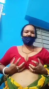 Snapshot of Riyaa_2024 chatting on 12-11-24, 09:52 Riyaa 2024 online show from 12-11-24, 09:52