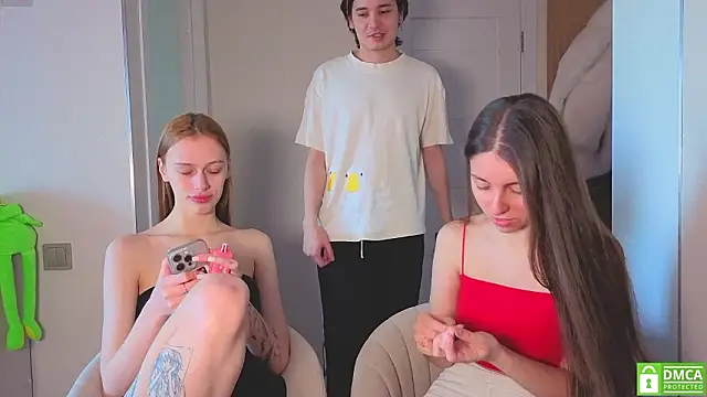 fcjuicy pussy online show from 02-25-26, 10:47